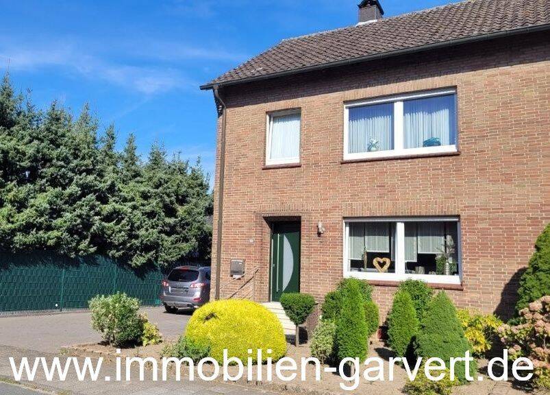 Platz für die Familie! Doppelhaushälfte auf Erbbaurechtsgrundstück, großer Garten, Garage, ruhige, zentrumsnahe Lage …, 46325 Borken