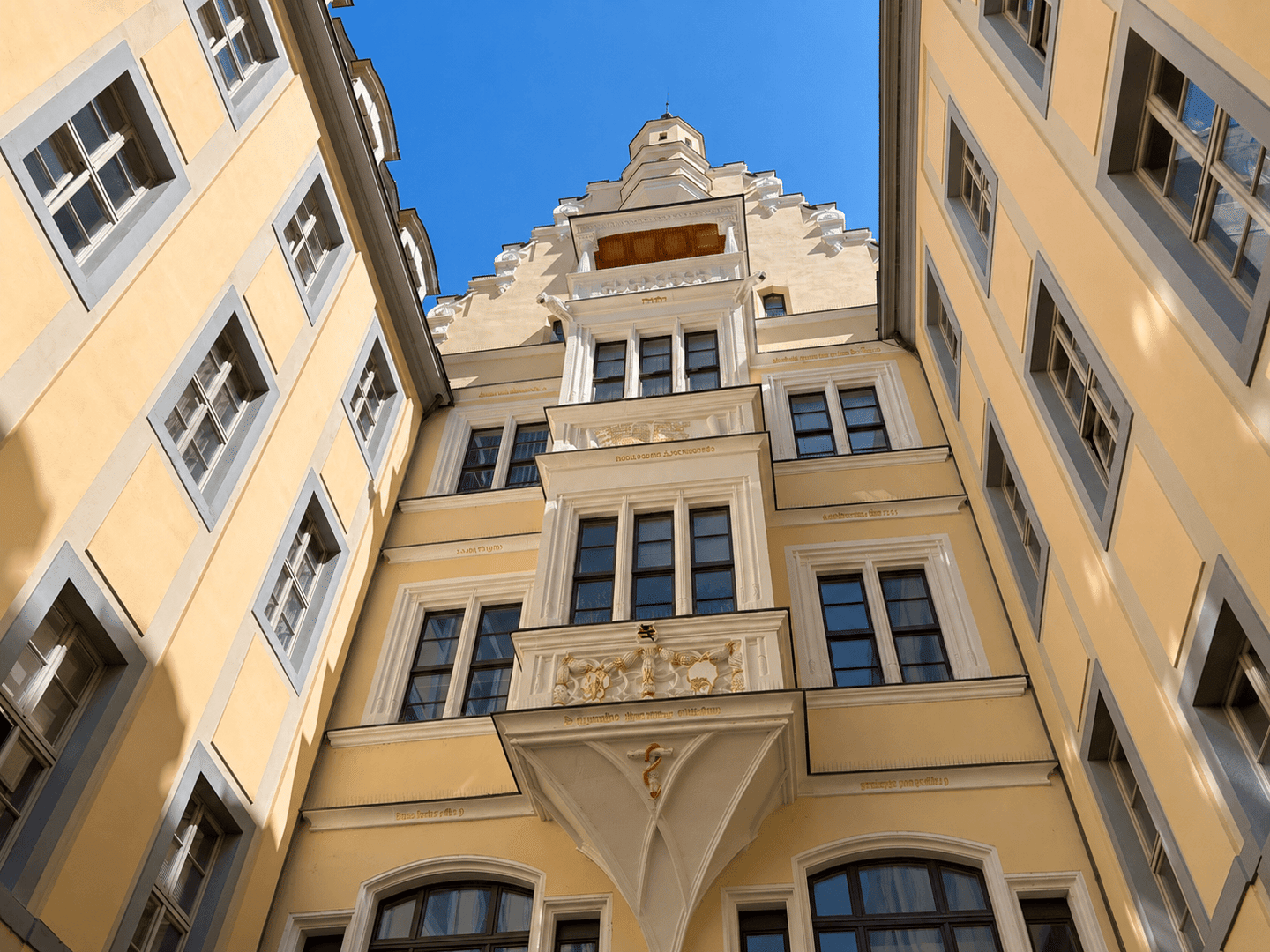 Zentraler geht nicht! 2 Raumwohnung mit neuer EBK direkt im Barthels Hof!, 4109 Leipzig (Zentrum Zentrum-Nord Zentrum-West)