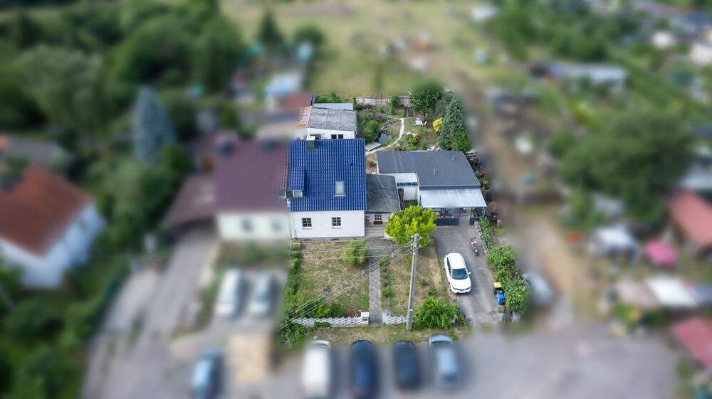 Doppelhaushälfte mit Mehrwert – inkl.  vermietetem Bungalow & zusätzlichem Potenzial| provisionsfrei, 39114 Magdeburg