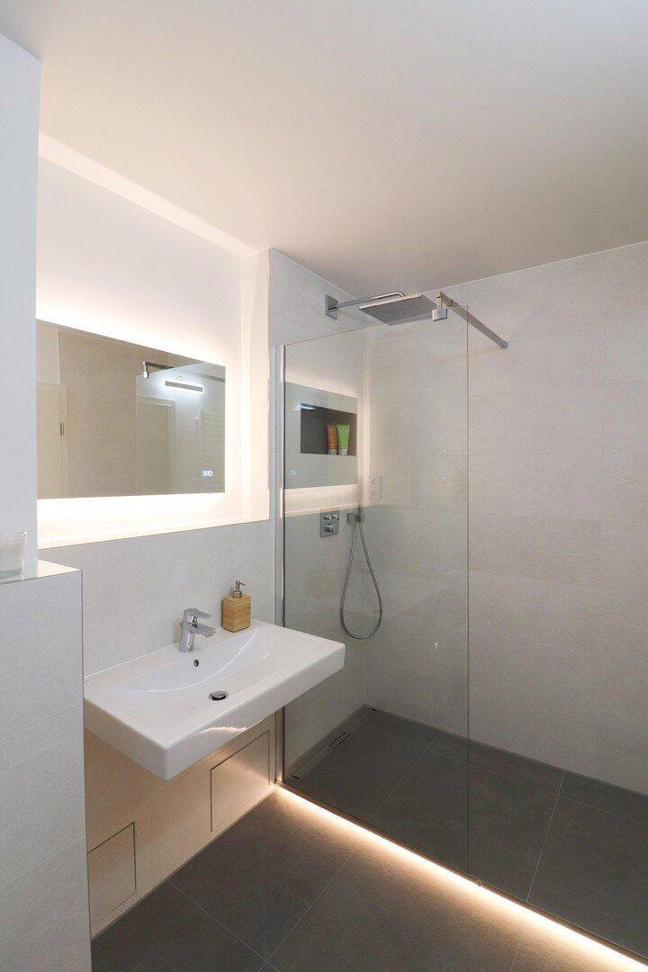 Kernsanierte Wohnung mit Einbauküche, zwei Terassen und Südausrichtung, von Privat, 71672 Marbach am Neckar