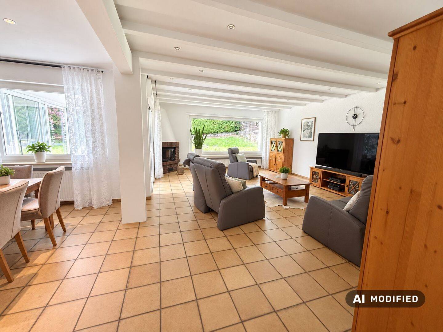 Großzügiger Bungalow mit traumhaftem Garten, separatem Apartment und Doppelgarage, 58730 Fröndenberg/Ruhr