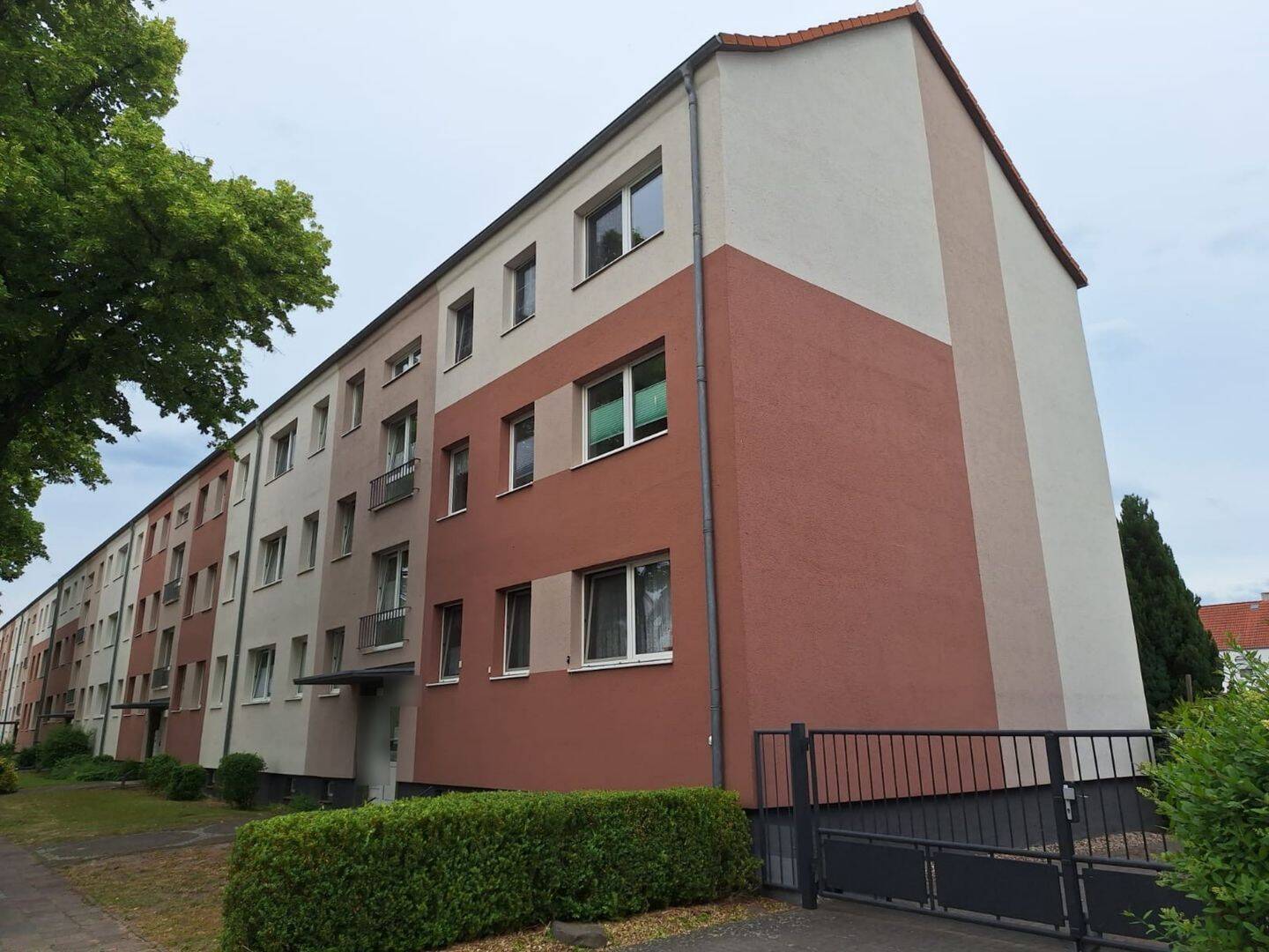 Drei-Raum-Wohnung (Eigentumskollektiv aus drei Wohnungen) in Perleberg, 19348 Perleberg