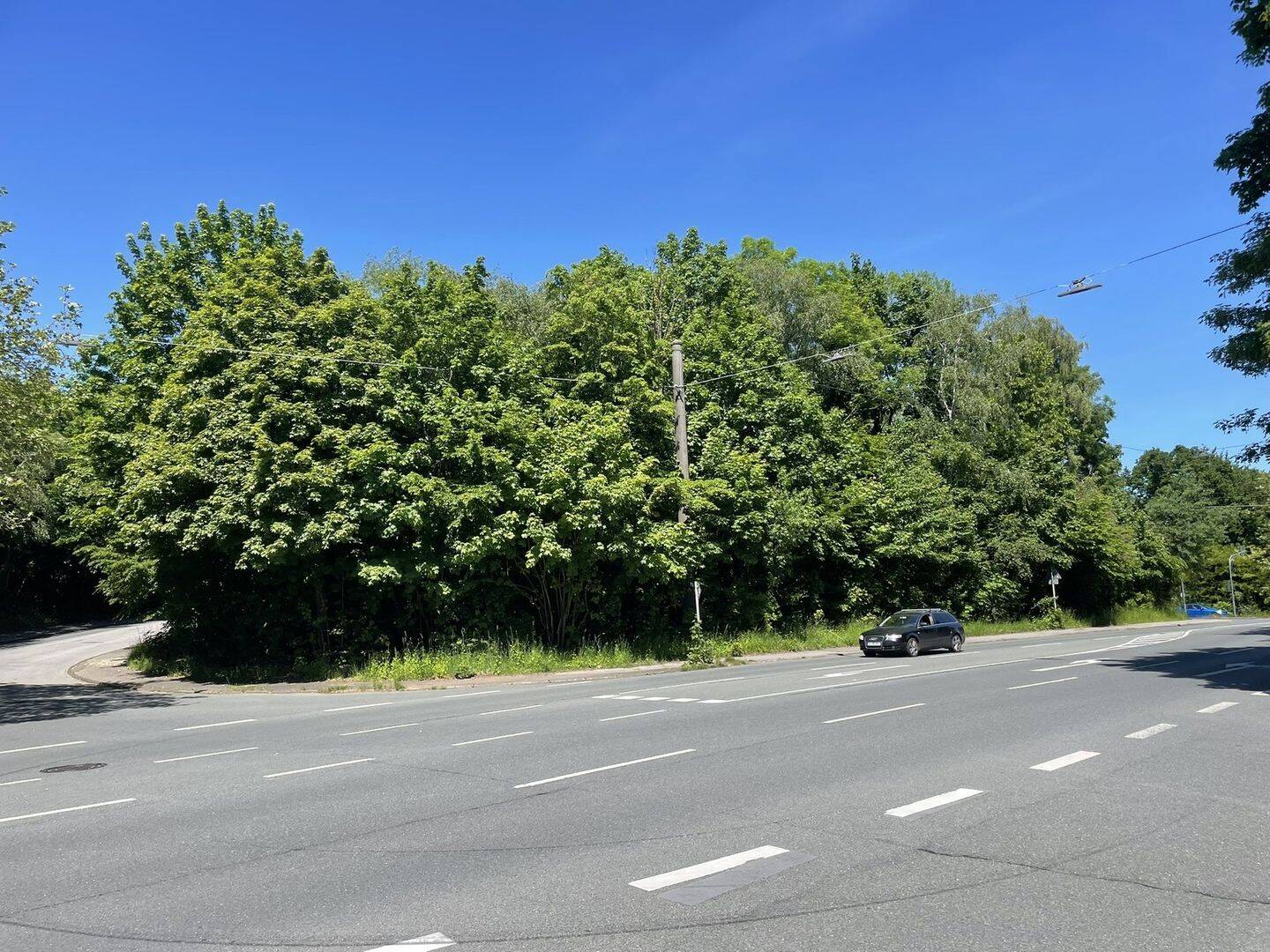 Grünfläche an der Hauptverkehrsachse in Wuppertal (teilbar), 42369 Wuppertal (Ronsdorf)