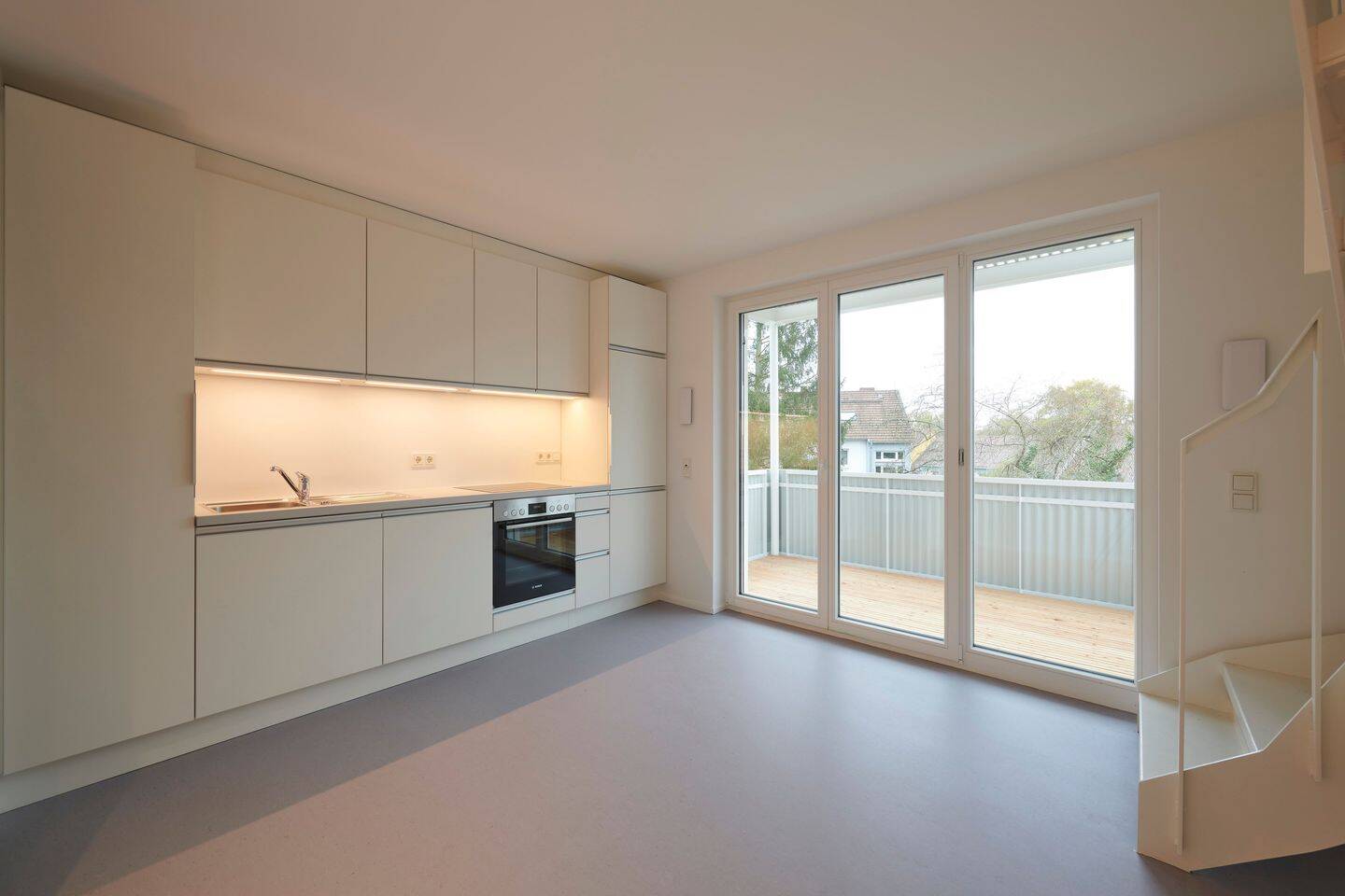 Lichtdurchflutete Maisonette-Wohnung mit Dachterrasse am Homburg, 66123 Saarbrücken