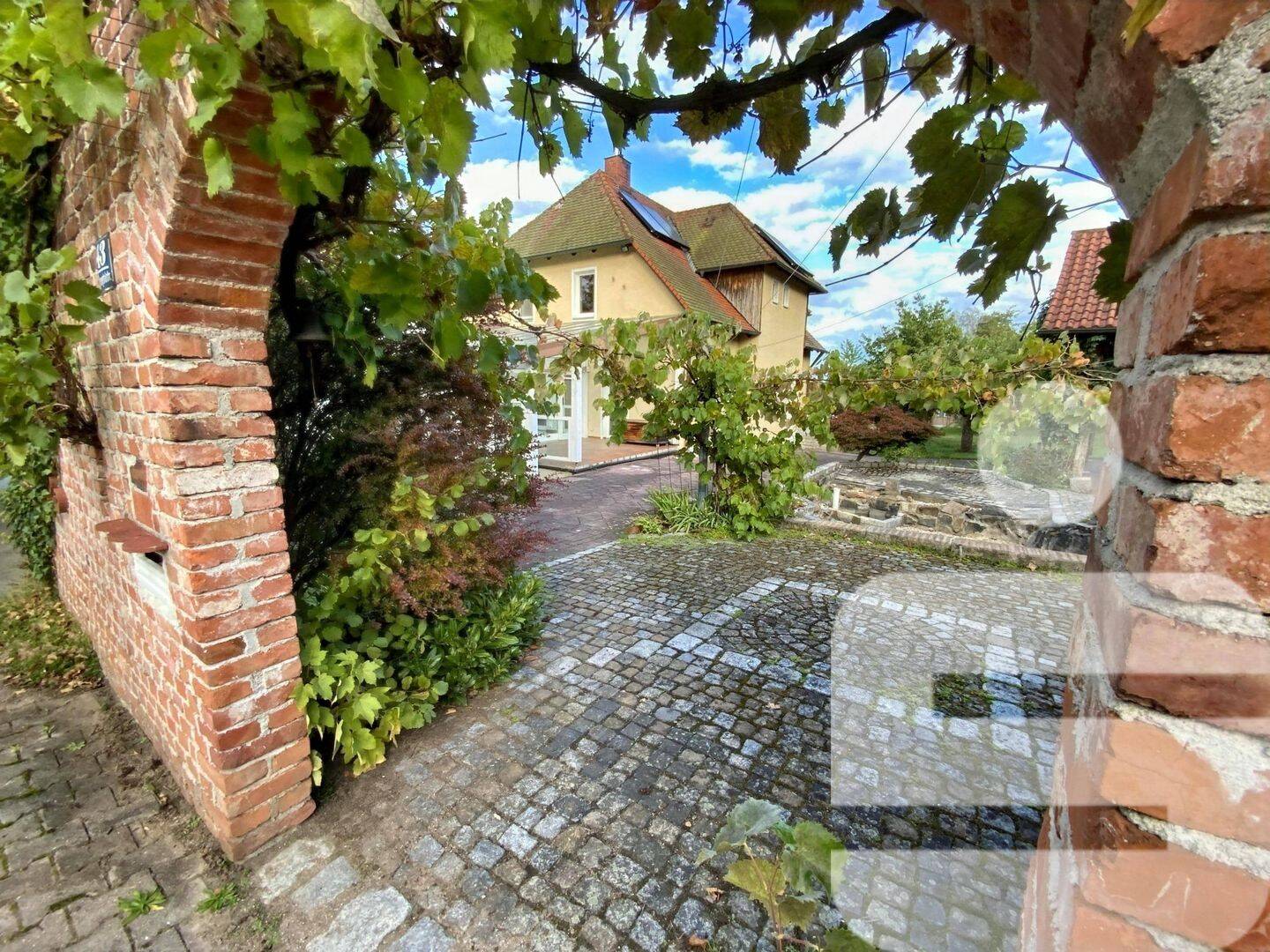 Bezauberndes Anwesen für die ganze Familie, 93149 Nittenau