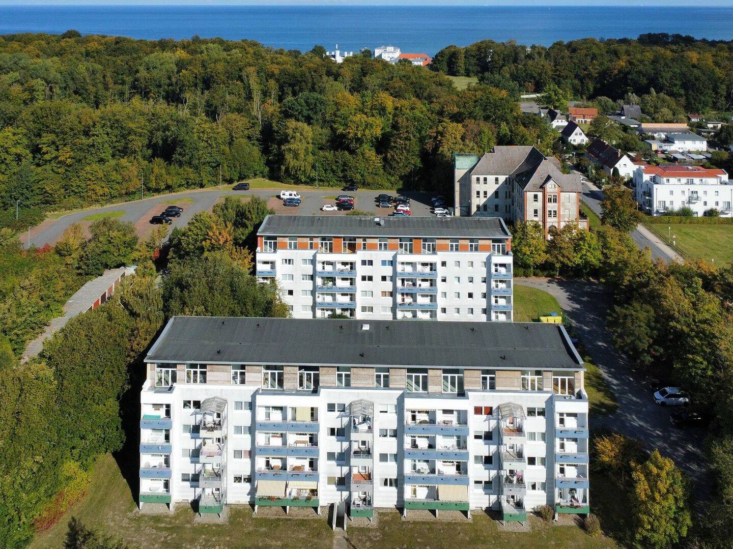 Ostseebriese inklusive – Erstbezug – moderne Penthousewohnung mit 64 m² in Heiligendamm, 18209 Bad Doberan