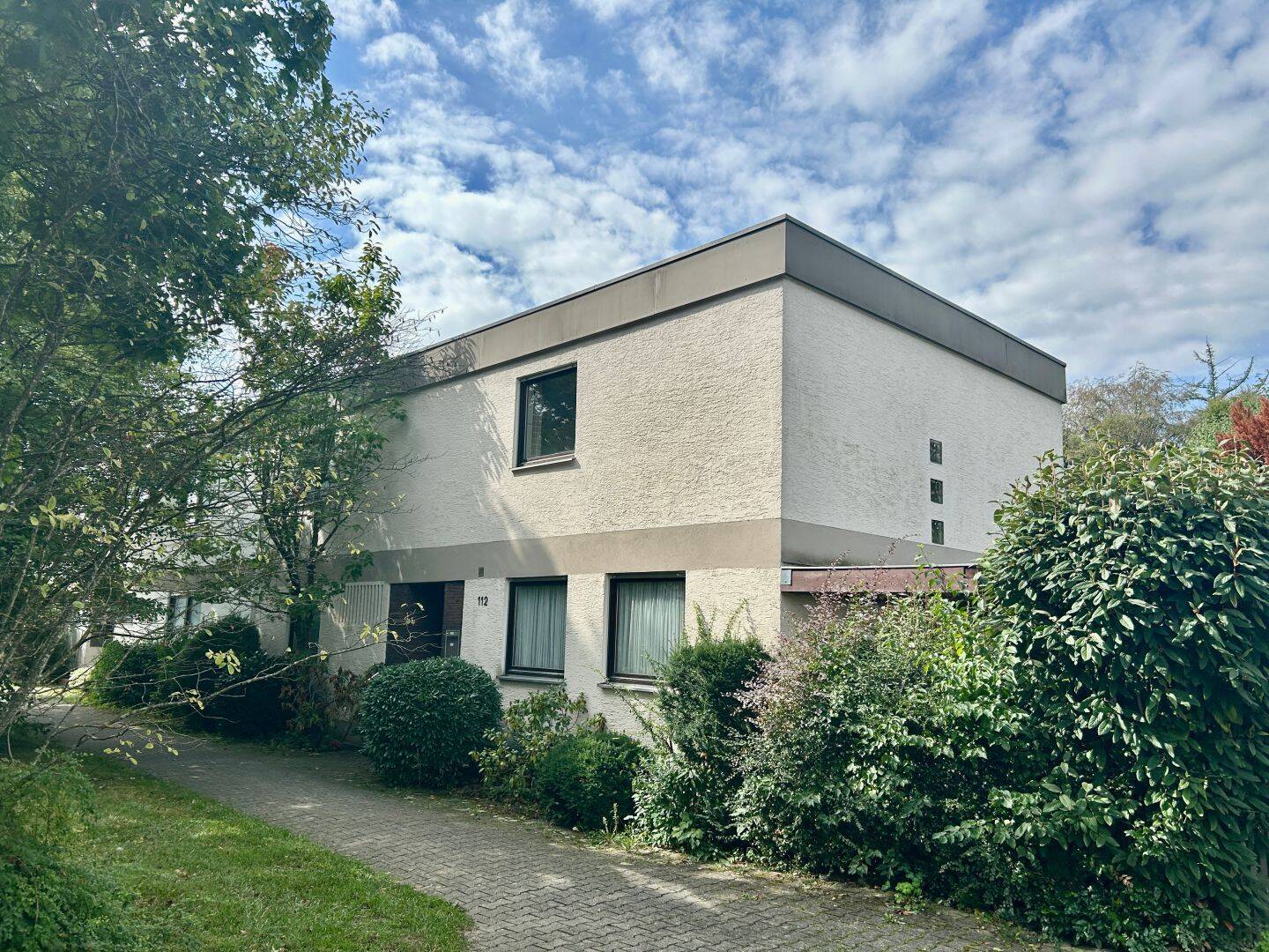 Die Natur und die Stadt zum Greifen nah: Ideale Doppelhaushälfte für die Familie in Ulm-Wiblingen, 89079 Ulm