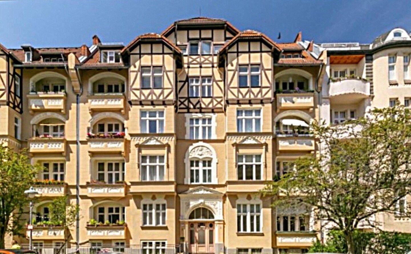 Stilvoll vollmöblierte 65 m² Altbauwohnung mit Balkon – direkt am Stadtpark Steglitz, 12167 Berlin (Steglitz-Zehlendorf Steglitz)