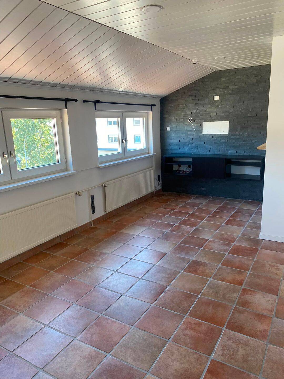 Dringend Nachmieter gesucht: 2,5-Zimmer-Wohnung in Obertshausen, 63179 Obertshausen