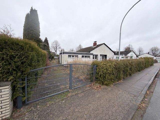 Großzügiges Grundstück in exponierter Lage!, 21629 Neu Wulmstorf