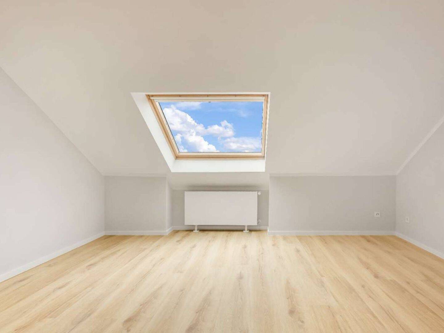 Moderne 3-Zimmer-Dachgeschosswohnung mit Einbauküche, 40822 Mettmann