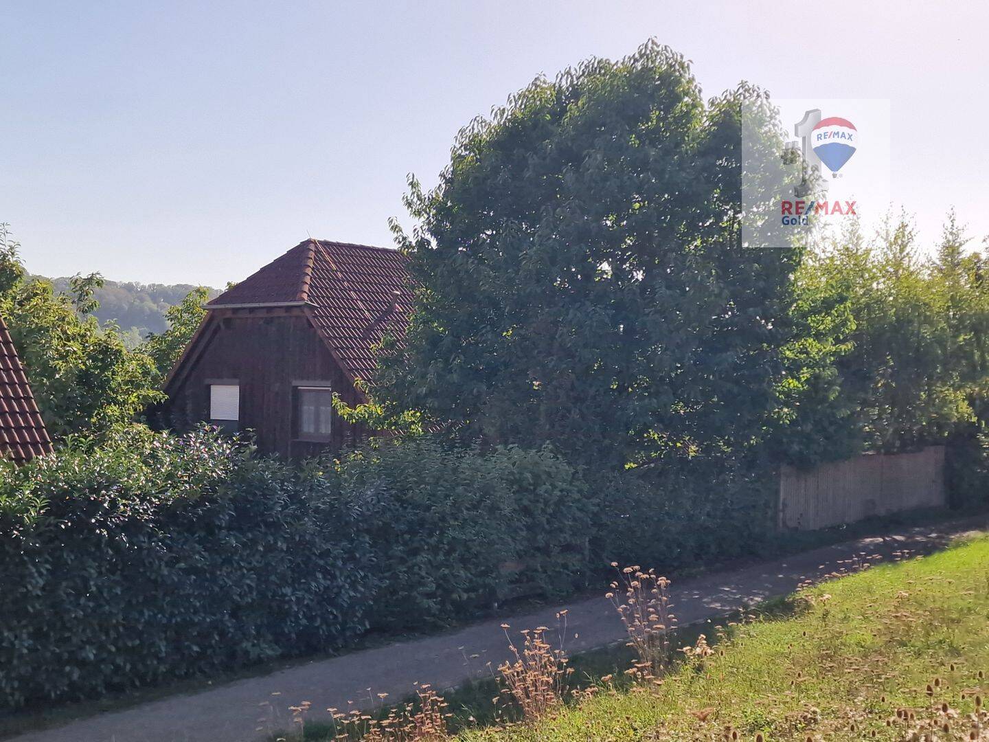 Familienleben, Freiraum und Platz für Ihre Hobbys – dieses Einfamilienhaus bietet vieles unter einem Dach., 74547 Untermünkheim