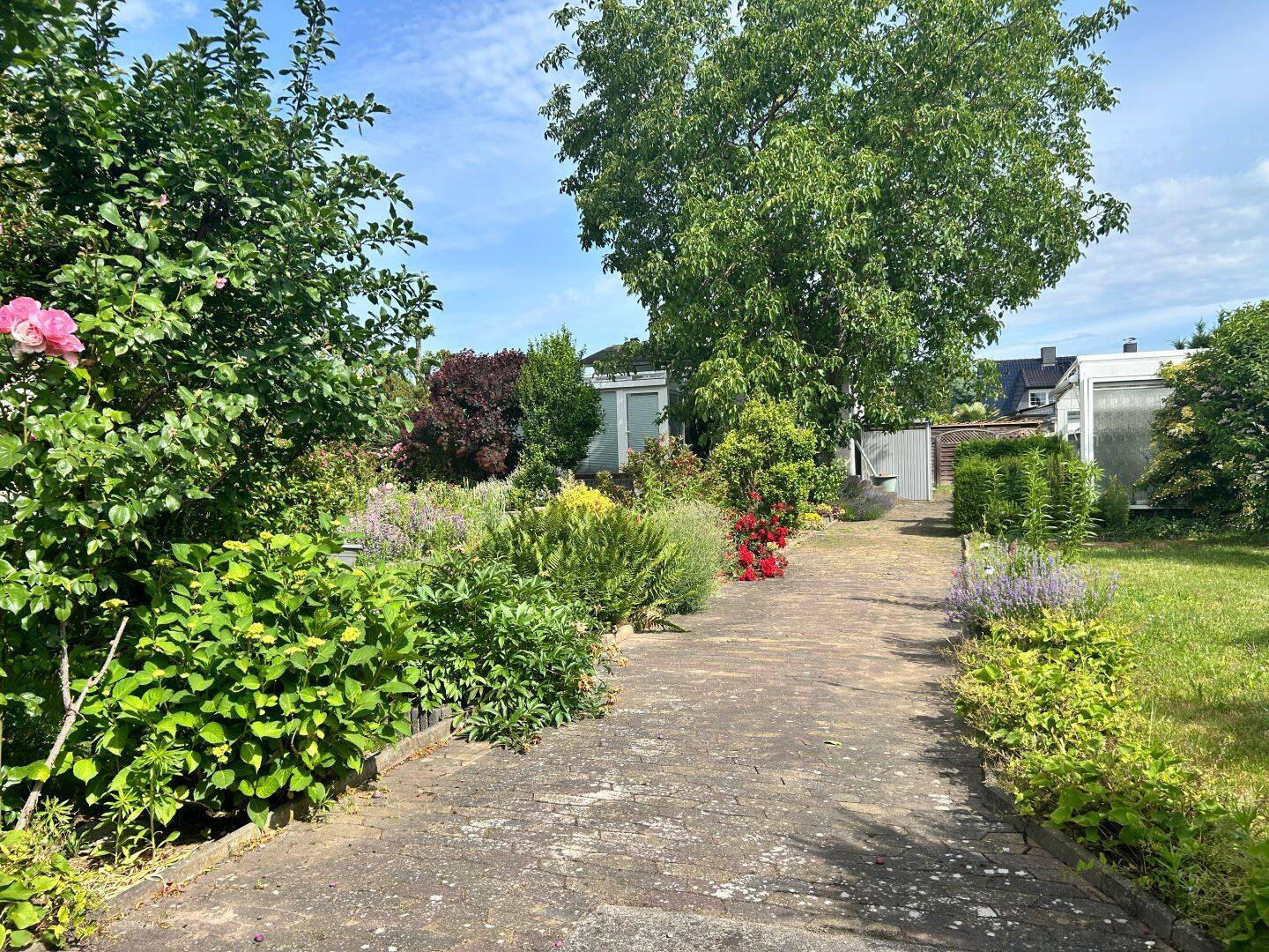 654 m² Baugrundstück mit Entwicklungspotenzial  in begehrter Wohnlage, Magdeburg/Nordwest, 39128 Magdeburg
