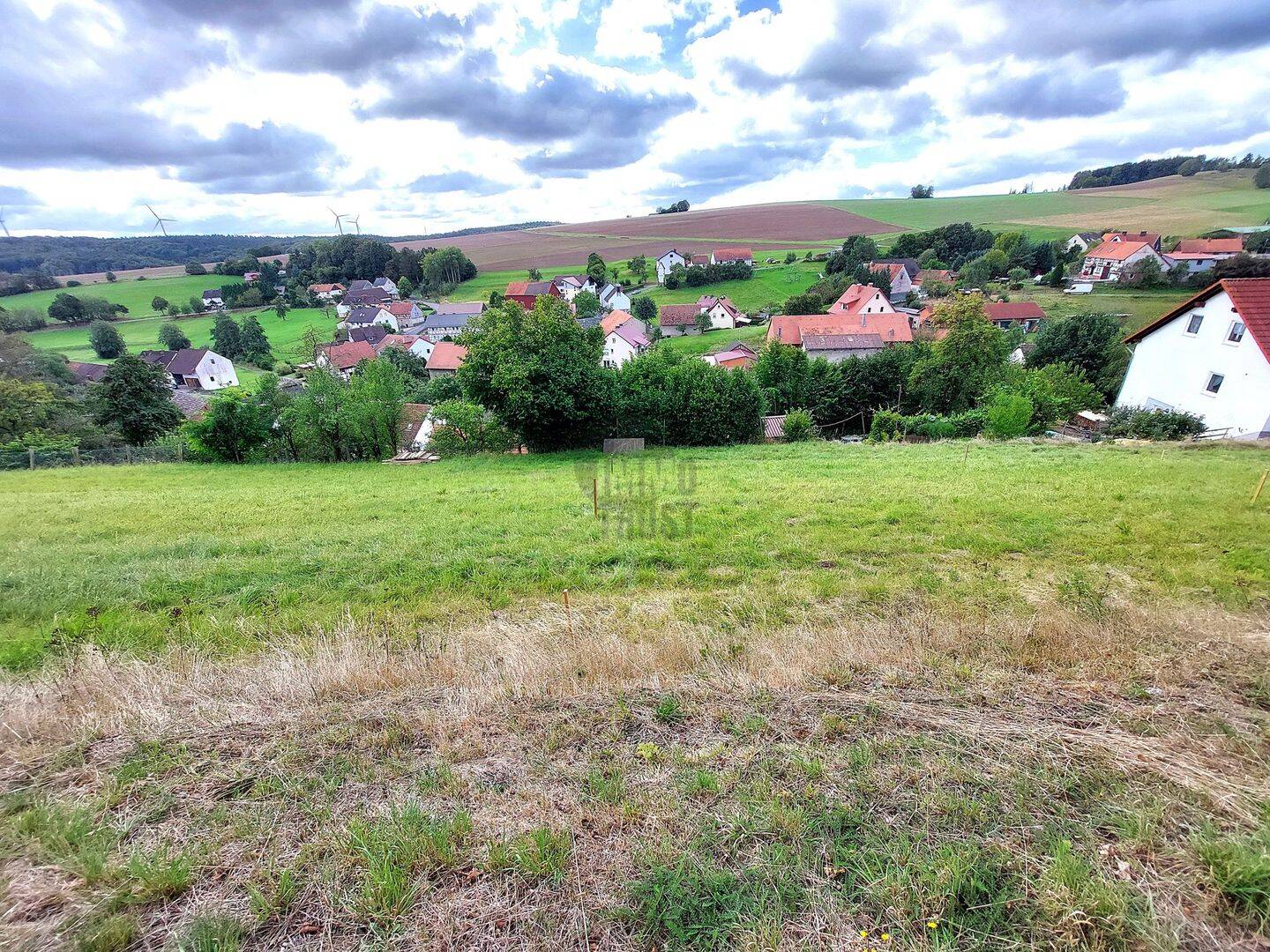 ACHTUNG PREISREDUZIERUNG!! PERFEKTE SÜDHANGLAGE MIT PANORAMA – RUHIG, PRIVAT, BAUREIF, 36275 Kirchheim