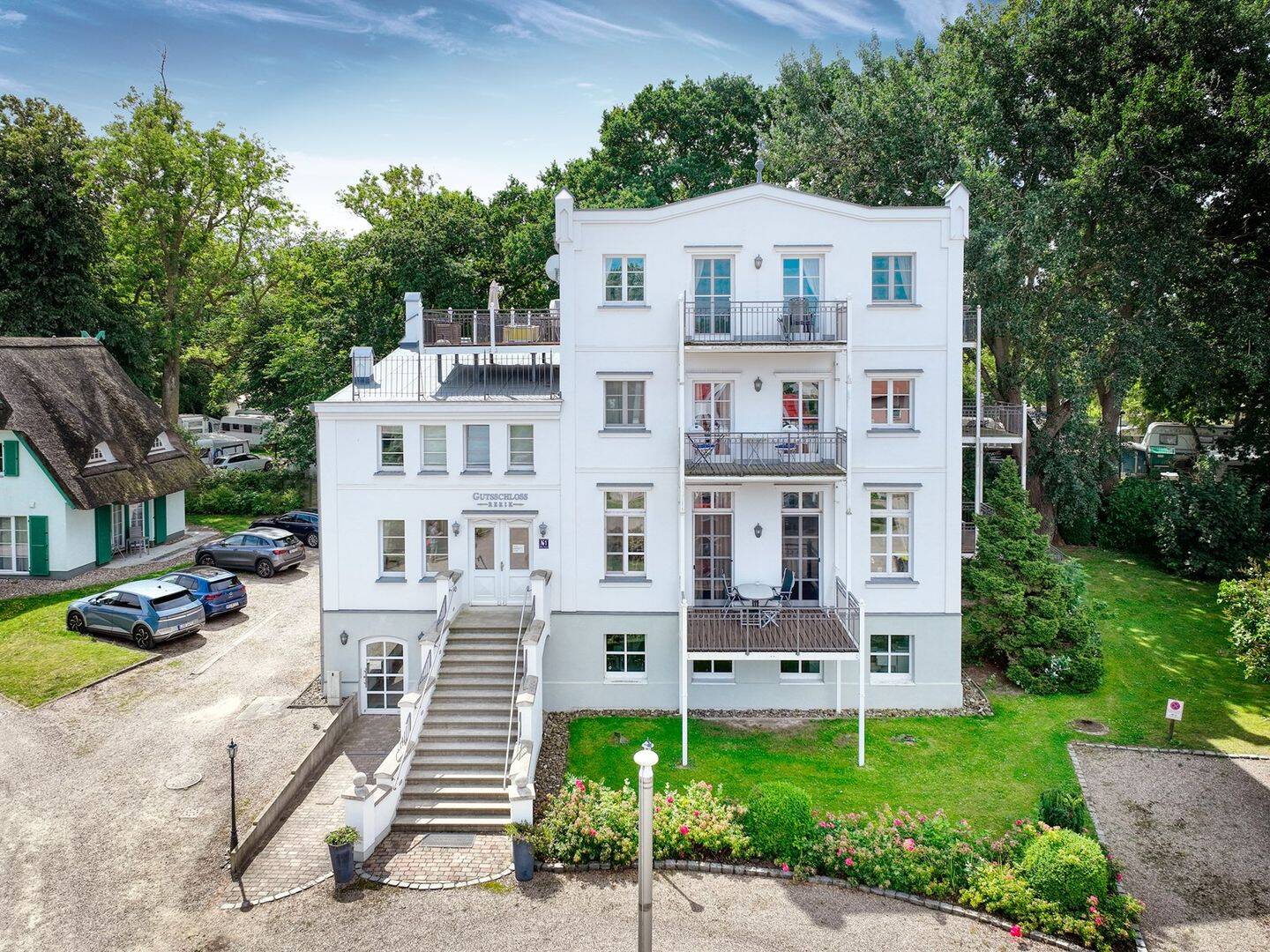 Historischer Altbau – Ferien im Schloss in Ostseenähe, 18230 Rerik