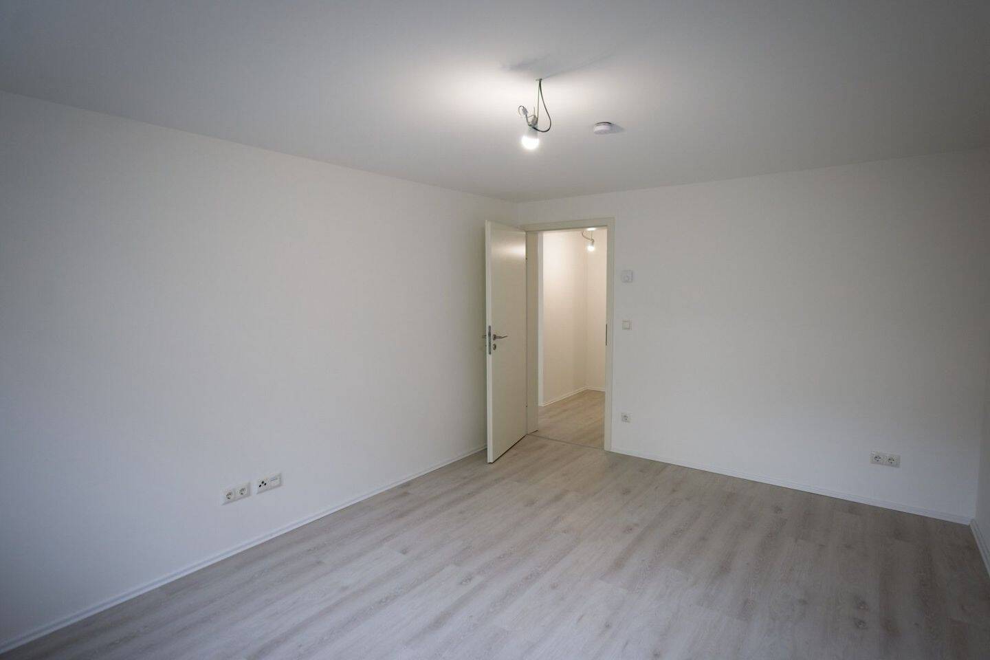 Moderne 2-Zimmer-Souterrainwohnung mit Einbauküche – Hofheim-Wallau, 65719 Hofheim am Taunus