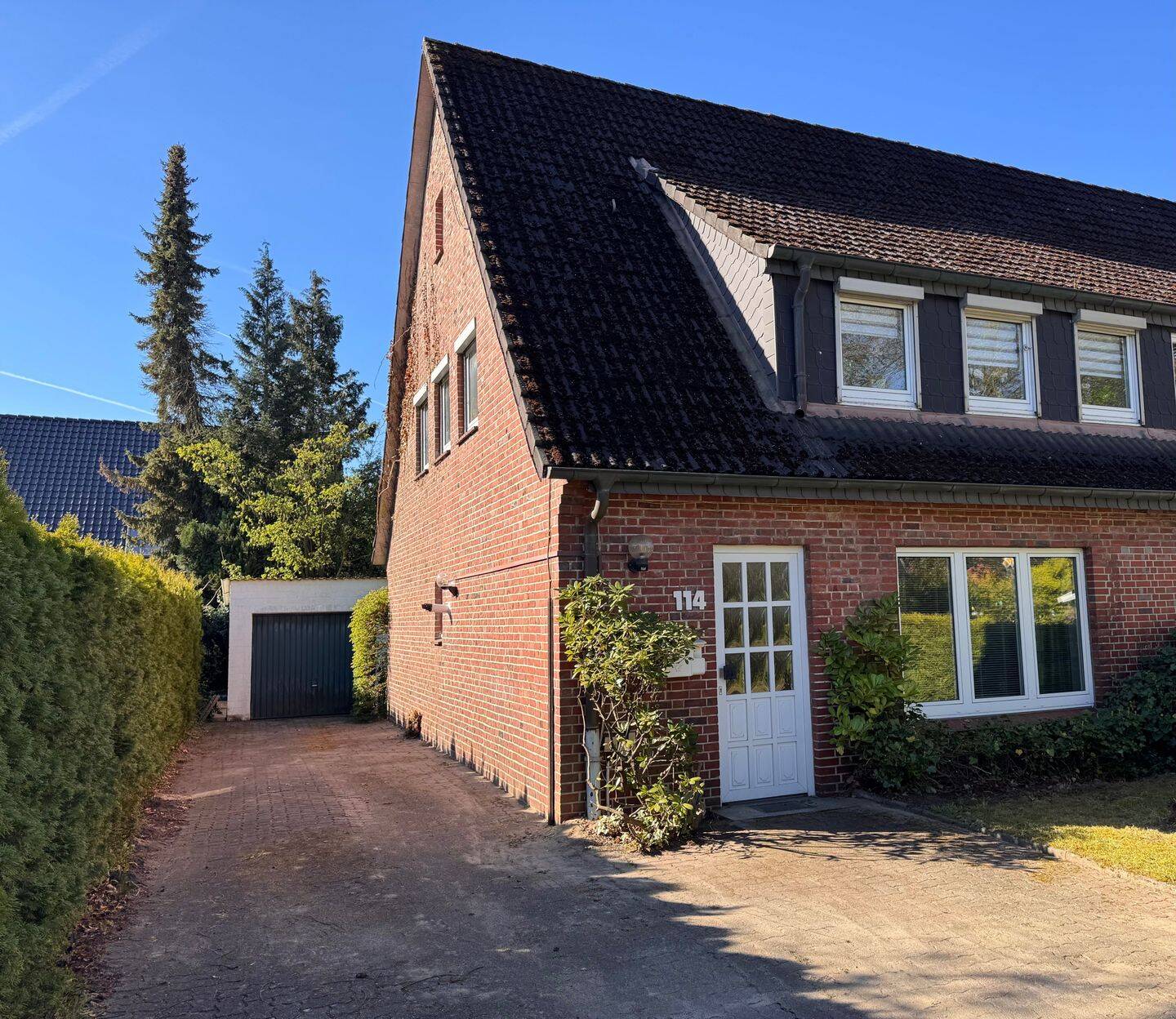 Seltene Gelegenheit in HH-Sasel: Reihenendhaus mit 2 Wohnungen und großem Potenzial, 22393 Hamburg (Wandsbek Bramfeld Poppenbüttel Sasel Wellingsbüttel)