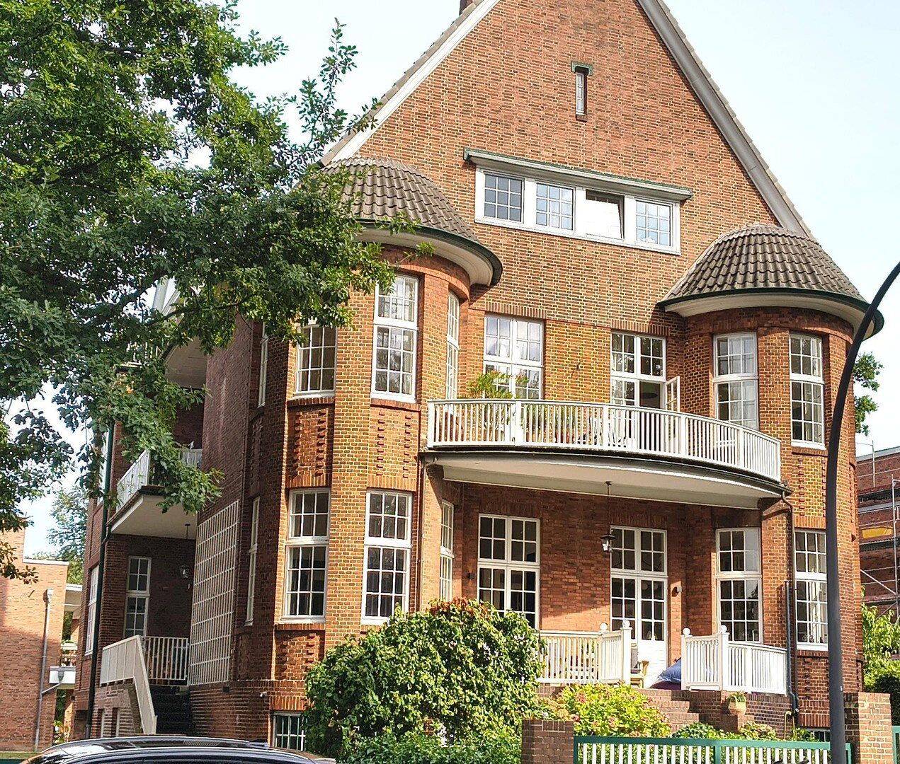 Historisches Villenjuwel – Exklusive und sanierte Eigentumswohnung im Bergedorfer Villenviertel, 21029 Hamburg (Bergedorf Altengamme Curslack)