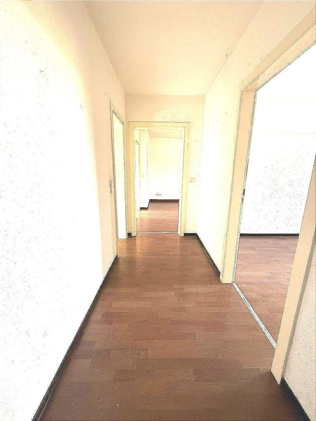 Gemütliche Dachgeschosswohnung in zentraler Lage, 44801 Bochum (Querenburg Stiepel Wiemelhausen)