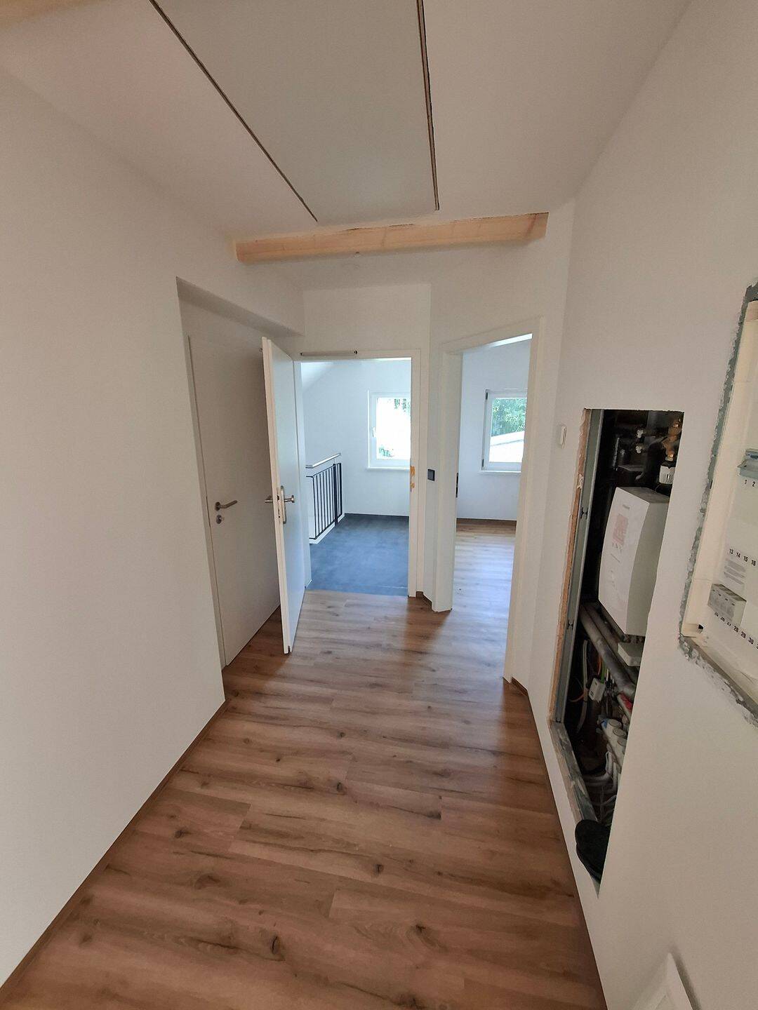 Kernsaniertes Haus, Dachgeschoss Wohnung mit Smarthome und Glasfaser, 91249 Weigendorf