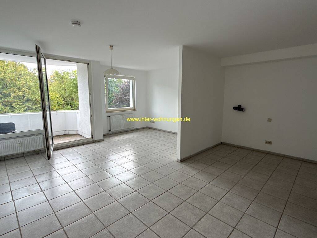 Top 1,5 Rau,m Apartment in Essen mit Balkon, Aufzug und Küche, 45141 Essen (Frillendorf Nordviertel Stoppenberg)