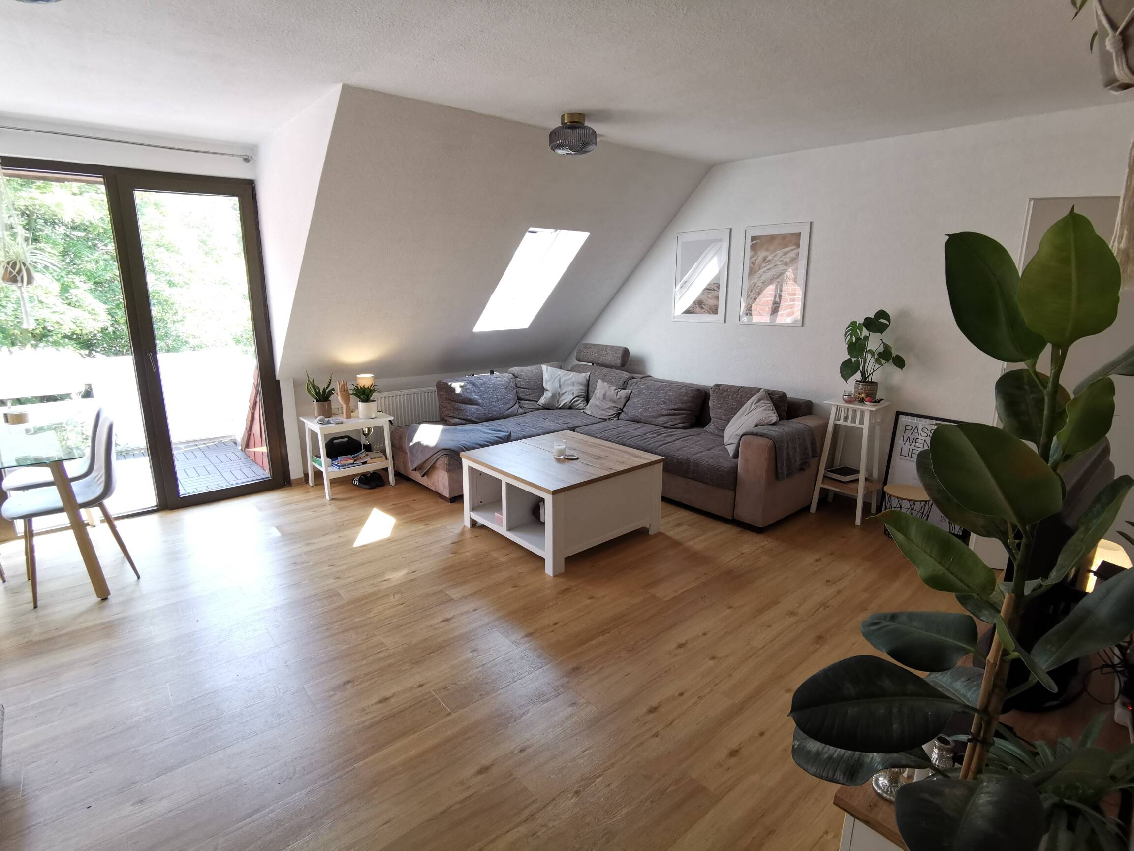 Exklusive 4-Zimmer-Maisonettewohnung mit Balkon – zentral in Leer, 26789 Leer (Ostfriesland)