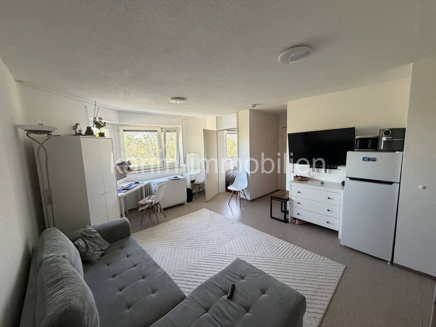 Bezugsfrei in Freiburg-Betzenhausen – helle 1,5-Zimmer-Wohnung mit Aufzug & TG-Stellplatz, 79098 Freiburg im Breisgau (Altstadt Neuburg Oberau)