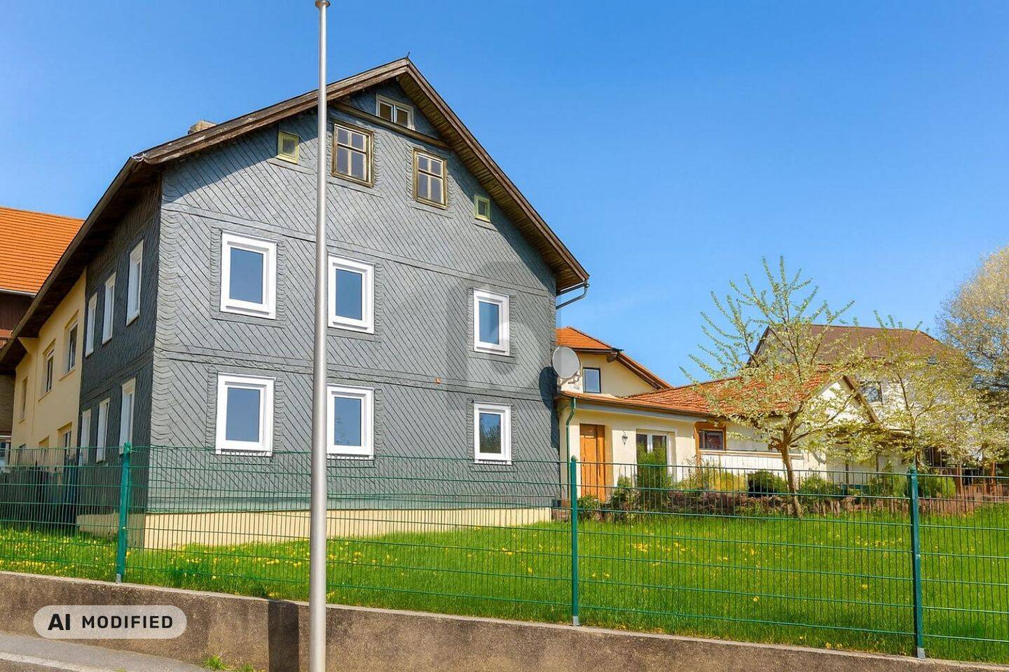 GRÜNES GLÜCK MIT GARTEN UND TERRASSE, 96253 Untersiemau