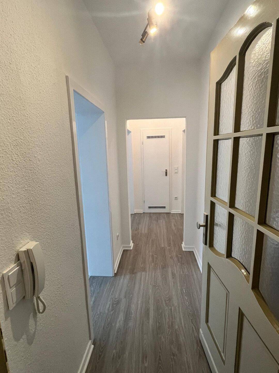 Erstbezug nach Renovierung! Eine helle 2,5-Zimmer-Wohnung in Essen-Frohnhausen zu vermieten, 45145 Essen (Frohnhausen Holsterhausen)