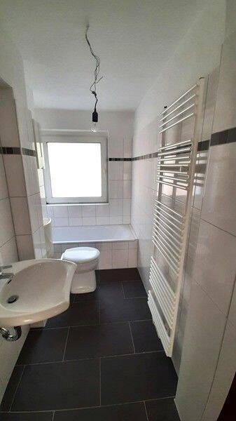 Renovierte und zentrale 3 Zimmer Wohnung, 44225 Dortmund