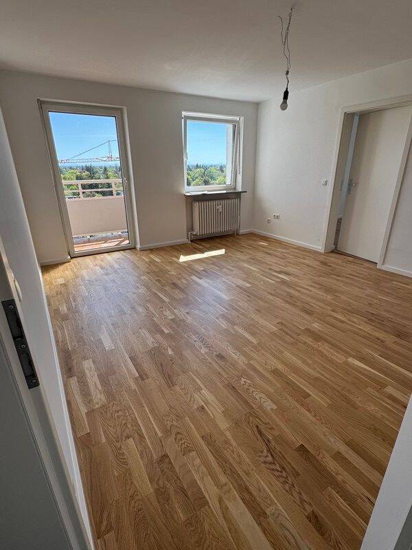 Kernsanierte 2 Zimmer-Wohnung mit Einbauküche!, 81375 München (Hadern)
