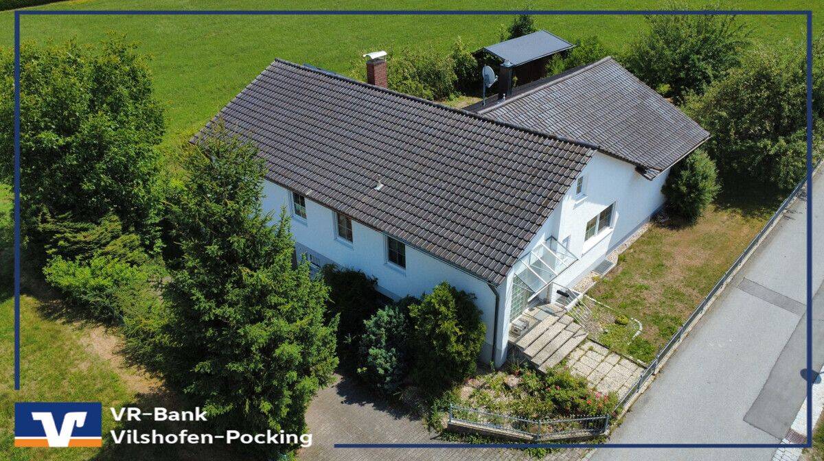 Charmanter Bungalow mit Garten in ruhiger Lage!, 94542 Haarbach