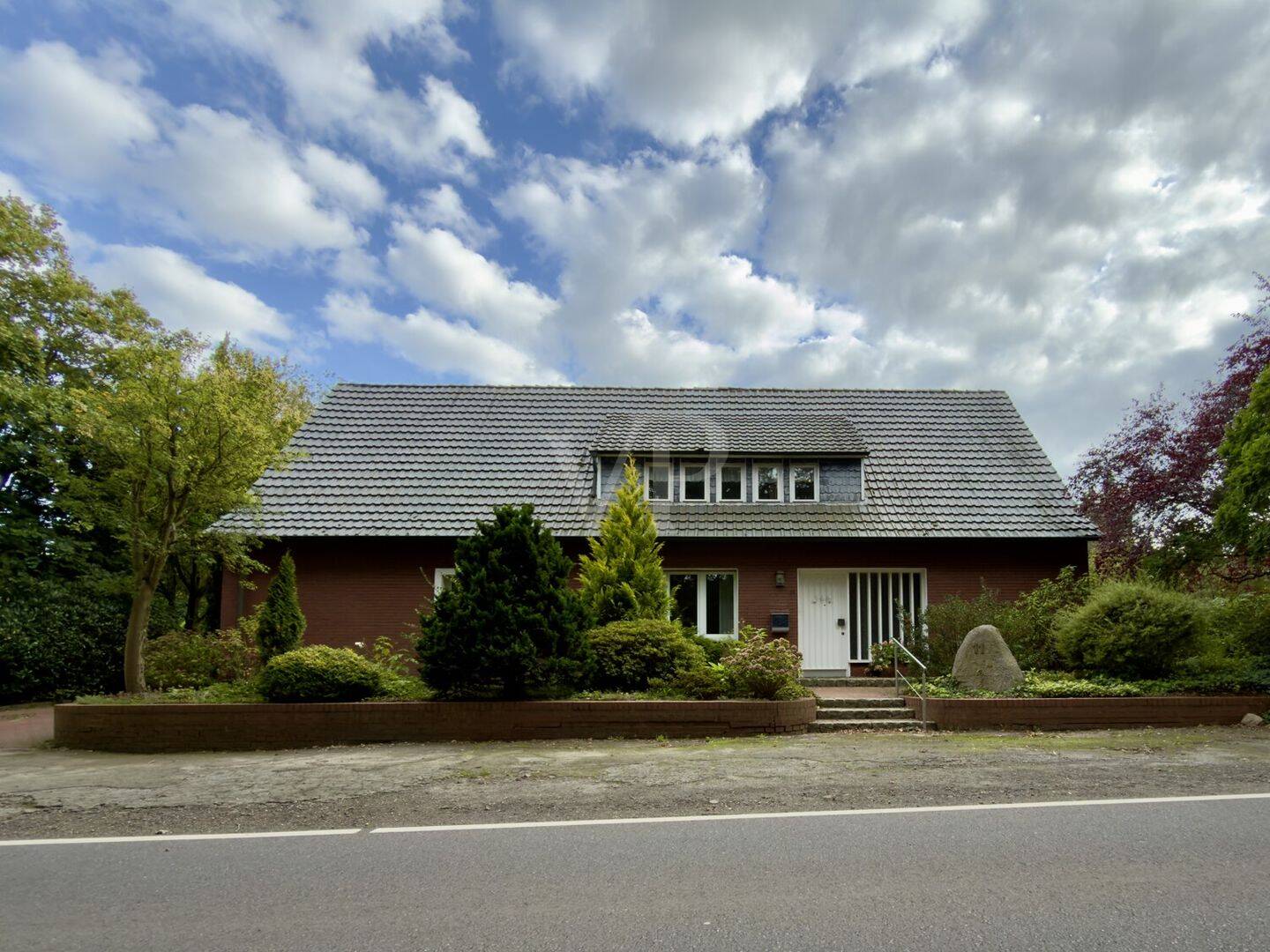 Viel Raum für Ihre Wohnideen – großzügiges Anwesen in Berge, 49626 Berge
