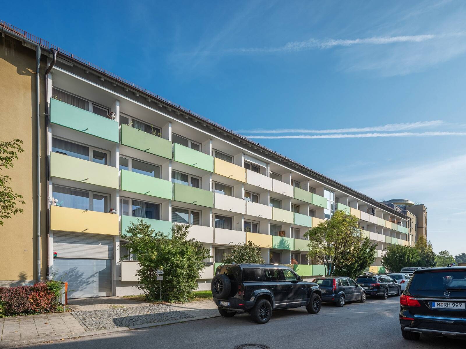 MAIER – Gestaltungspotential: Appartement mit Südbalkon und TG!, 80809 München (Milbertshofen-Am Hart Neuhausen-Nymphenburg Schwabing-West)