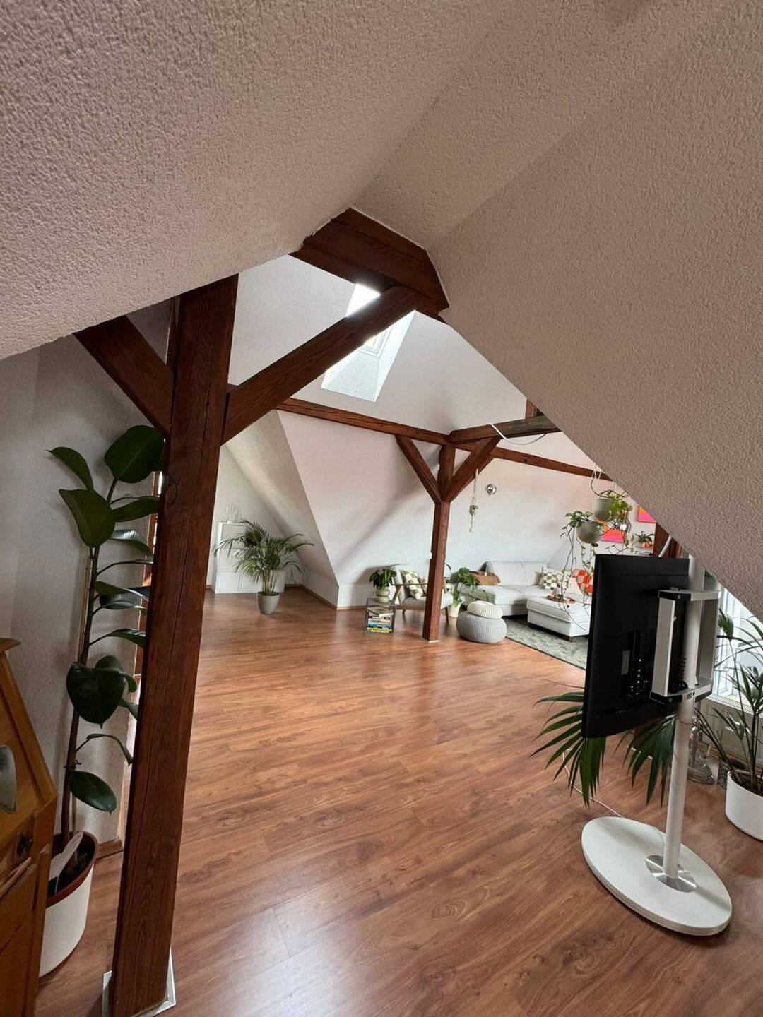Charmante Maisonettewohnung mit Loggia in erstklassiger Lage von Ulm-Söflingen., 89077 Ulm (Söflingen Weststadt)