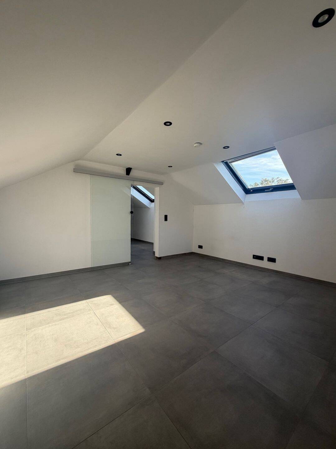 Moderne 1-Zimmer-Wohnung | 48 m²| Klimaanlage, 67659 Kaiserslautern (Erfenbach Erlenbach Innenstadt Morlautern)