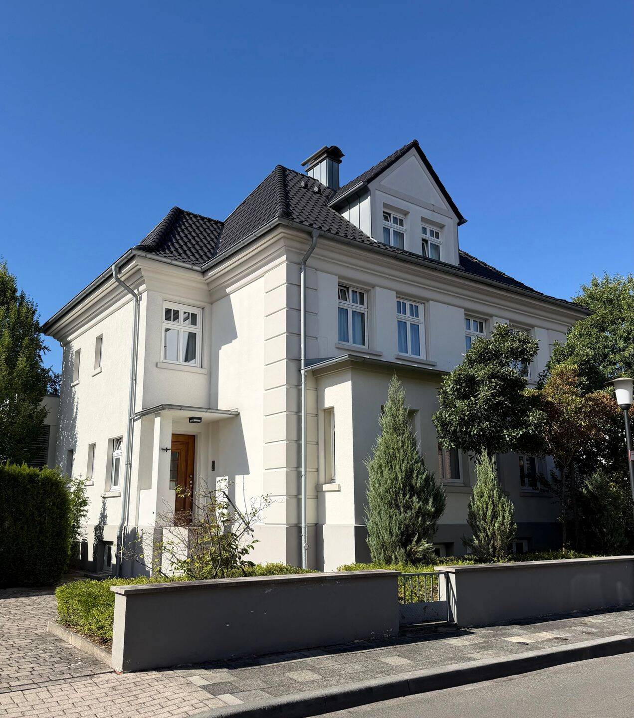 Gepflegtes Einfamilienhaus mit Galerie, Garten & Terrasse zu vermieten, 59071 Hamm