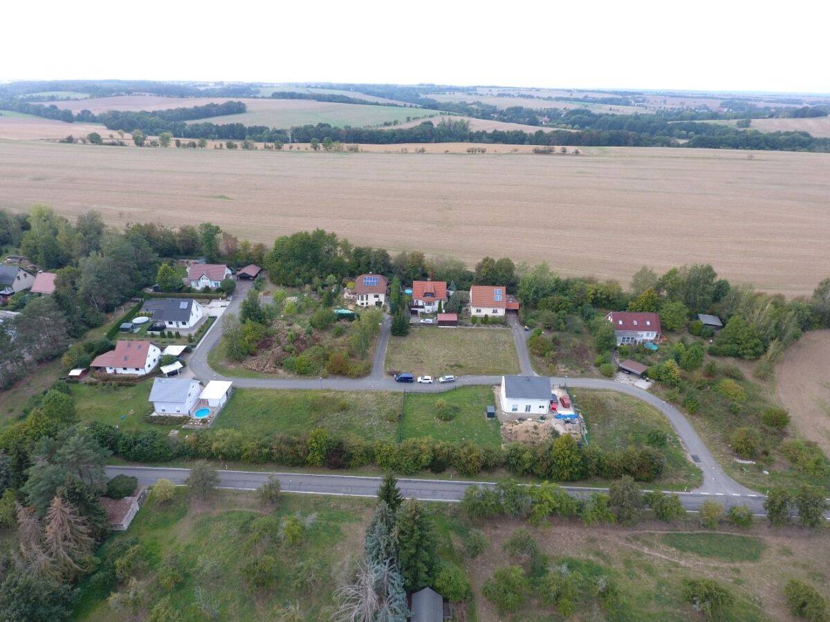 nur noch 3 Provisions,- und Bauträgerfreie Baugrundstücke in ruhiger Südhanglage in Zeitz / OT Kayna, 6724 Zeitz