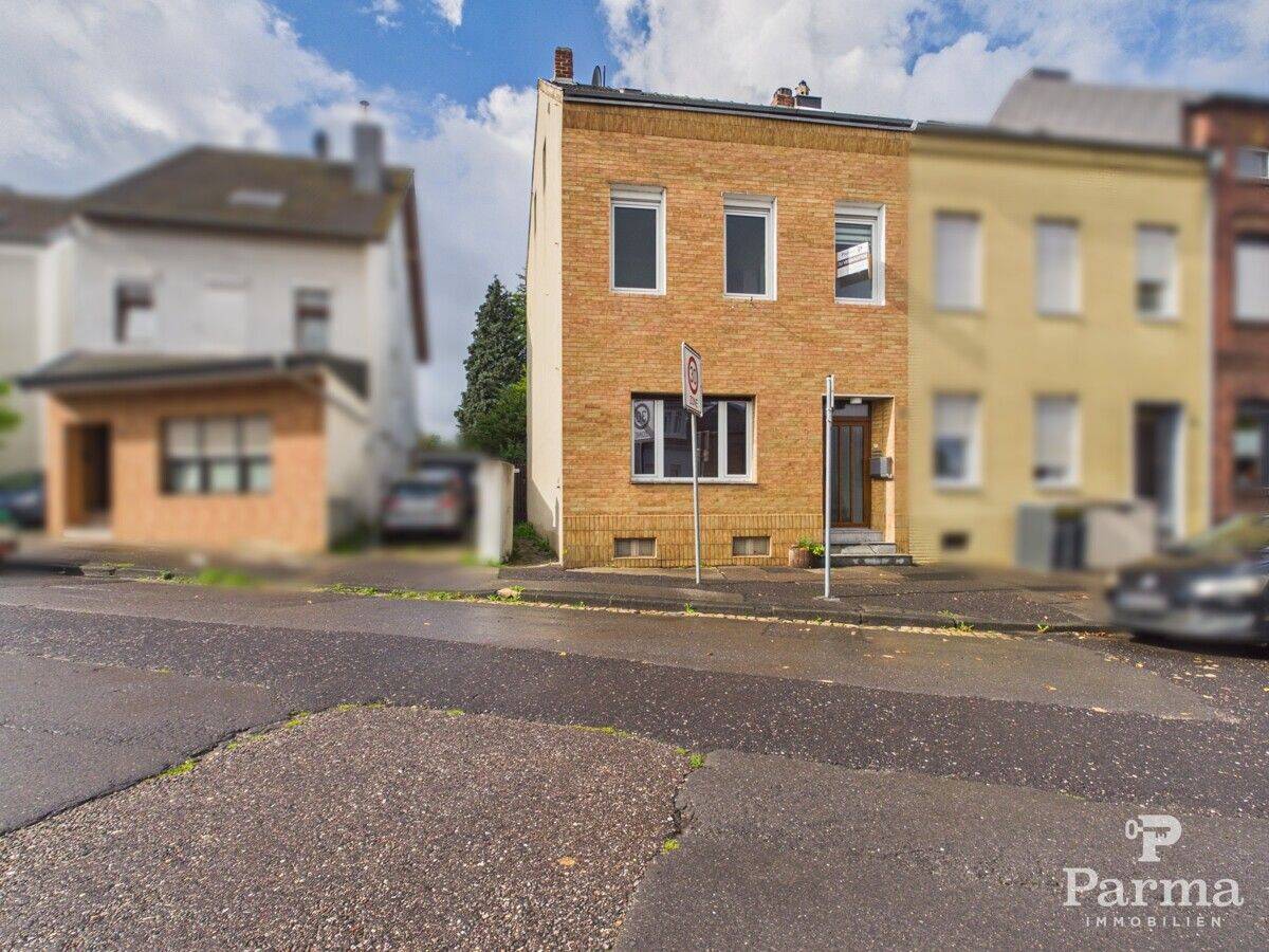Renovierungsbedürftiges Reihenendhaus in beliebter Familienlage von Eschweiler/Bergrath, 52249 Eschweiler