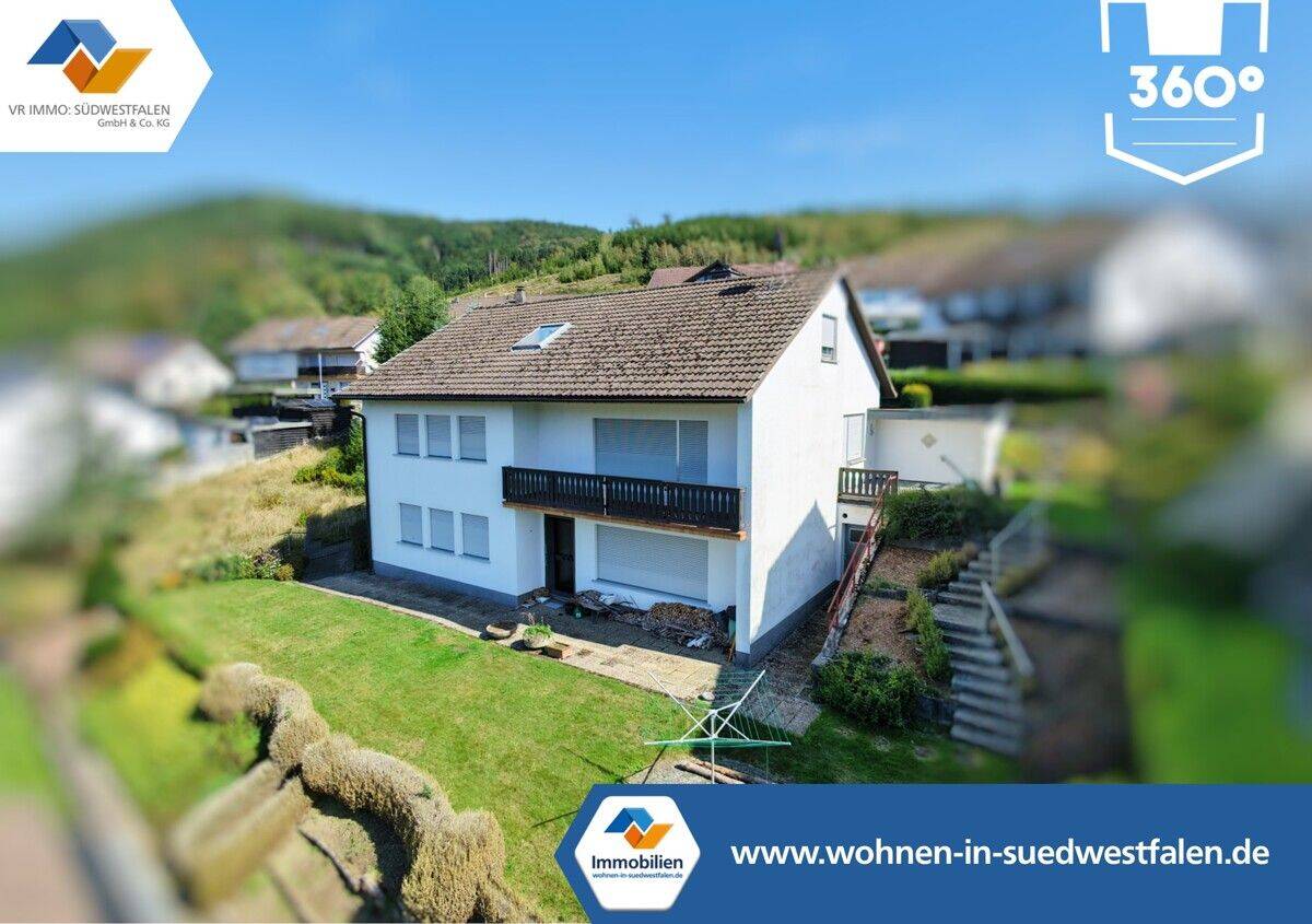 VR IMMO: Wohnen mit Weitblick – Einfamilienhaus mit Einliegerwohnung und Potenzial., 57413 Finnentrop