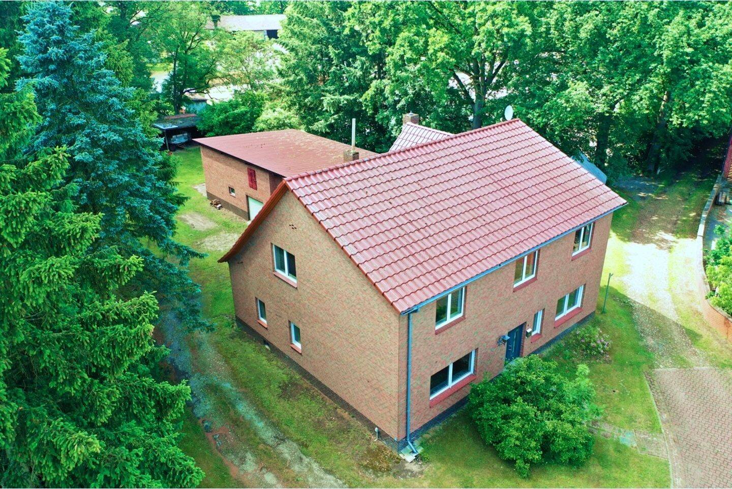 PROVISIONSFREI // Großzügiges Wohnhaus mit vielseitigen Nutzungsmöglichkeiten | 2.176 m² Grundstück, 29393 Groß Oesingen