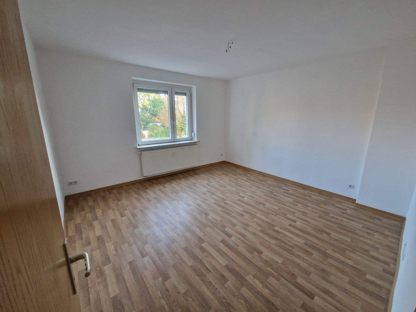 geräumige 2-Raum-Wohnung in zentraler Lage, 39218 Schönebeck (Elbe)