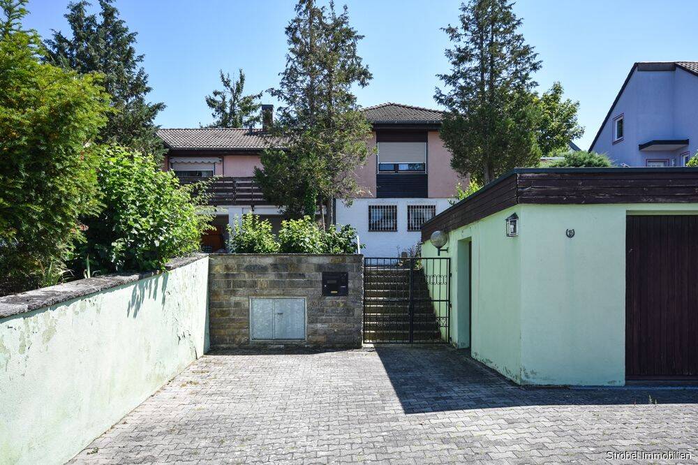 schönes aber renovierungsbedürftiges Einfamilienhaus in Neusitz zu verkaufen, 91616 Neusitz