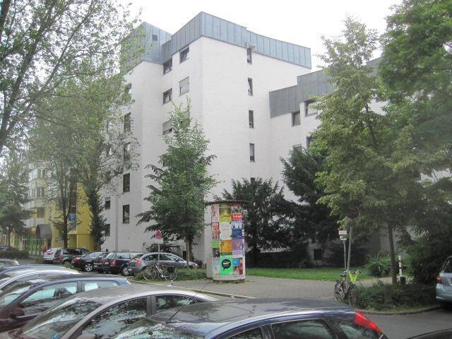 Neue Wohnung, neues Glück! Zentrale 4-Zimmer-Wohnung mit Balkon, 90408 Nürnberg (Großreuth h. d. Veste Gärten h. d. Veste Maxfeld Nordbahnhof Sankt Johannis)