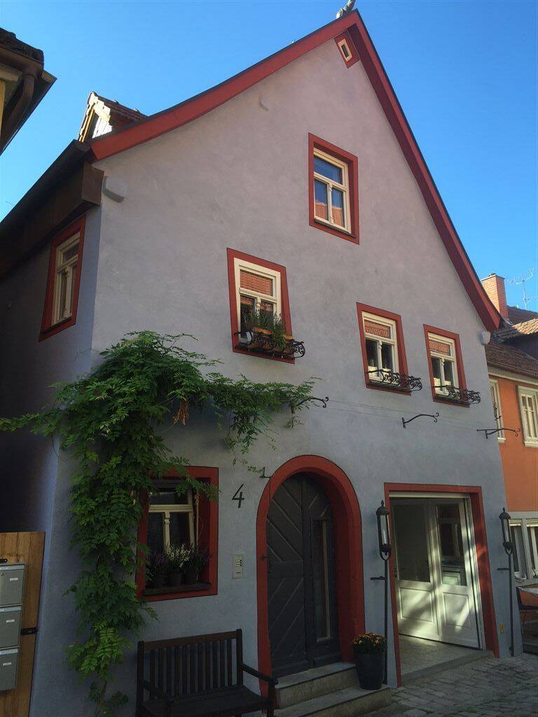 ADULTS ONLY –  3-Zi.-Wohnung ab 01.01.27 mit Einbauküche -PROVISIONSFREI –, 97286 Sommerhausen