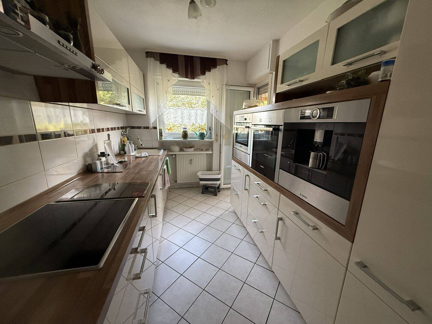 Gepflegte 3-Zimmer-Wohnung mit zwei Loggien, Garage und Gartenmitbenutzung, 76437 Rastatt
