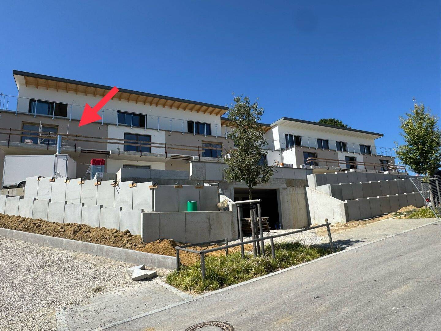 Moderne 3-Zimmer-Neubauwohnung mit Balkon,
freiem Ausblick & 2 TG-Stellplätzen – Erstbezug, 86676 Ehekirchen