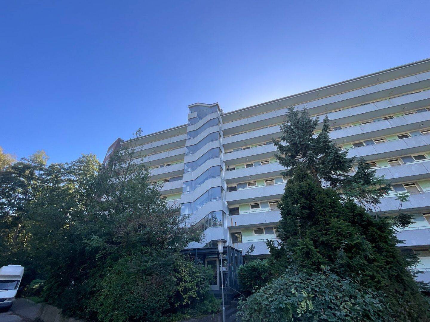 Frisch renovierte 2 Zimmer-Wohnung mit modernisiertem Wannenbad und 2 Balkonen, 22417 Hamburg (Hamburg-Nord Hummelsbüttel Langenhorn)