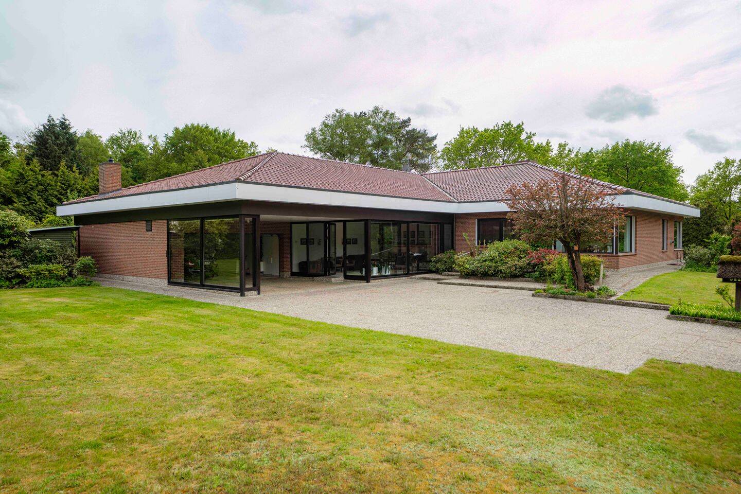 Villa im Miami-Bungalow-Style auf ca. 3.034m² Traumgrundstück!, 21220 Seevetal