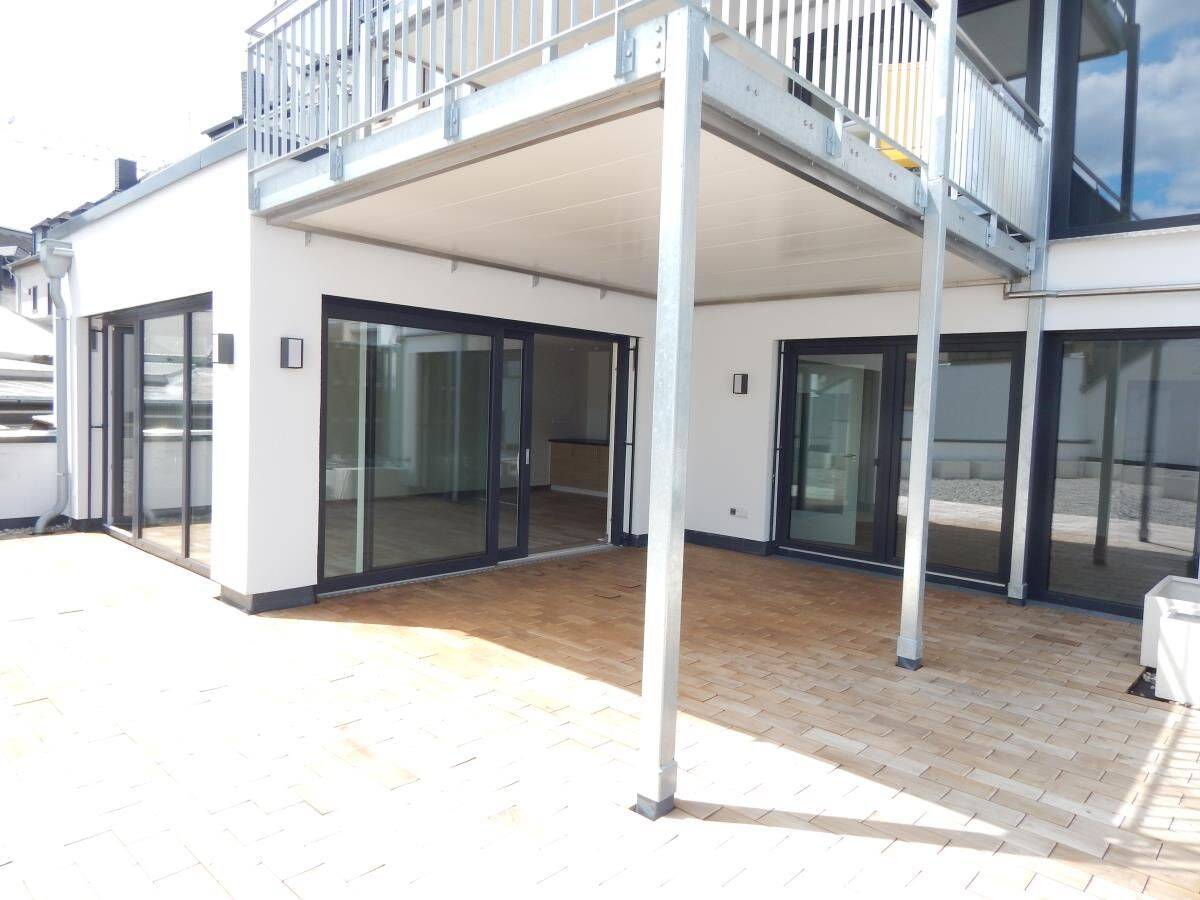 Neuwertige hochwertig ausgestattete Wohnung mit großer Terrasse Nähe Porta Nigra, 54290 Trier (Innenstadt Trier-Süd)